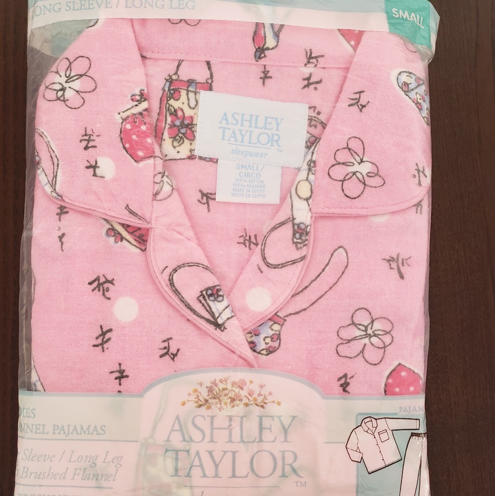 Ladies Holiday PJ Set